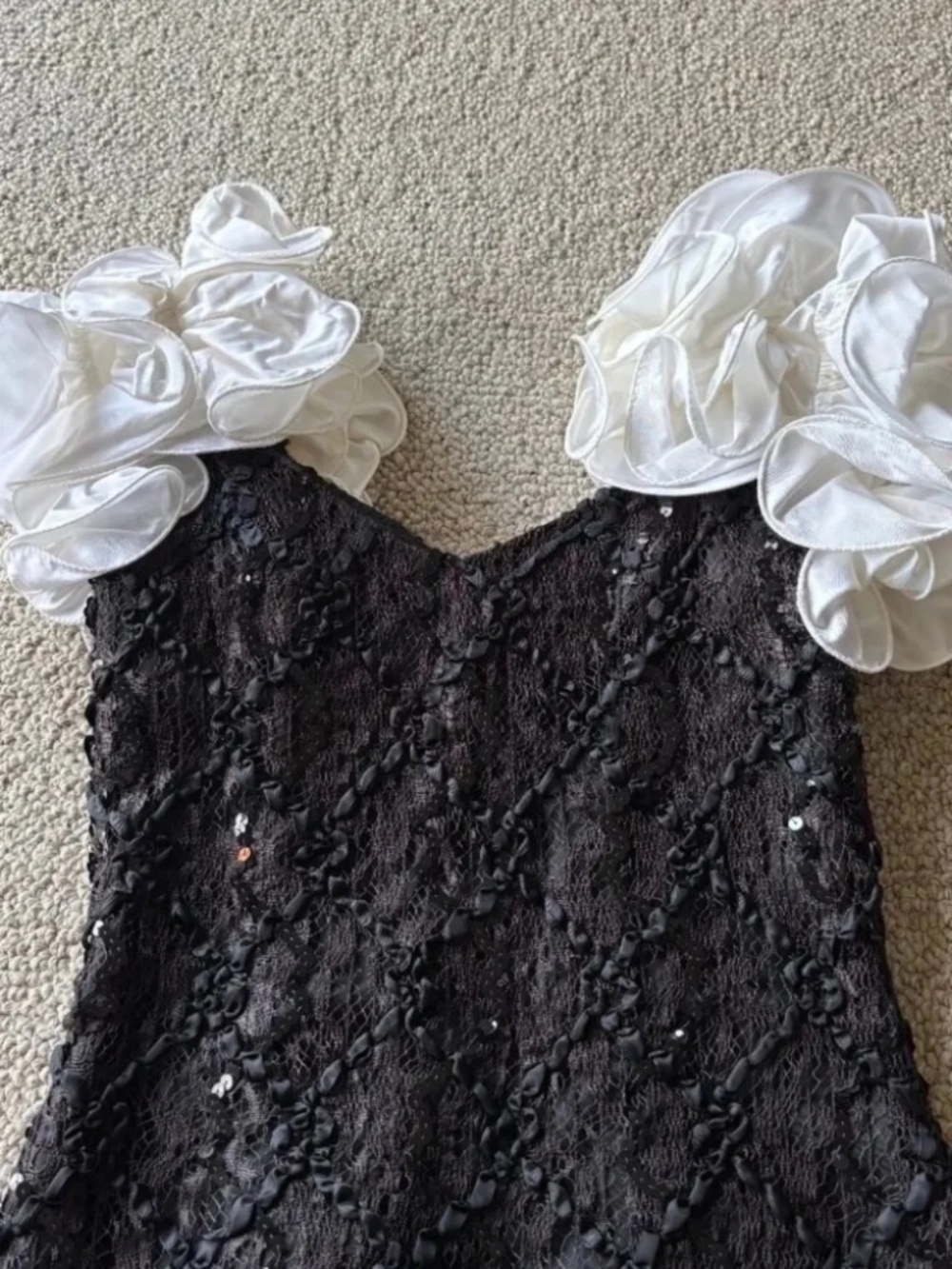 Susan Roselli Vijack Black Sequin Cocktail Dress 4 Rosette Shoulders Pageant - Picture 3 of 10